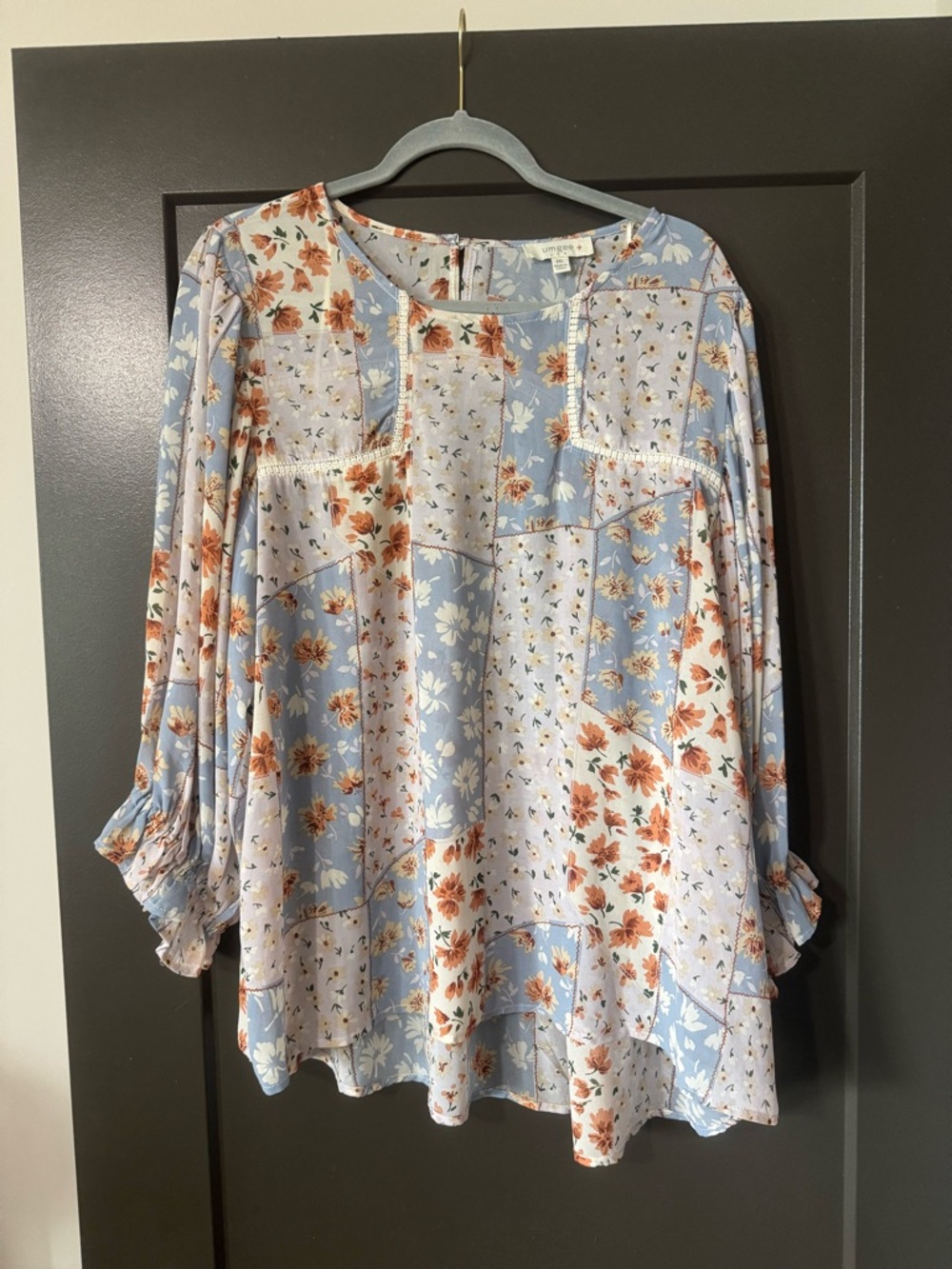 Umgee Women’s Plus Size Light Blue and Rust Floral Patchwork Blouse